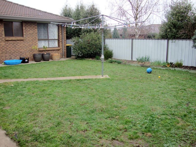 5 Burr Street, Miners Rest VIC 3352