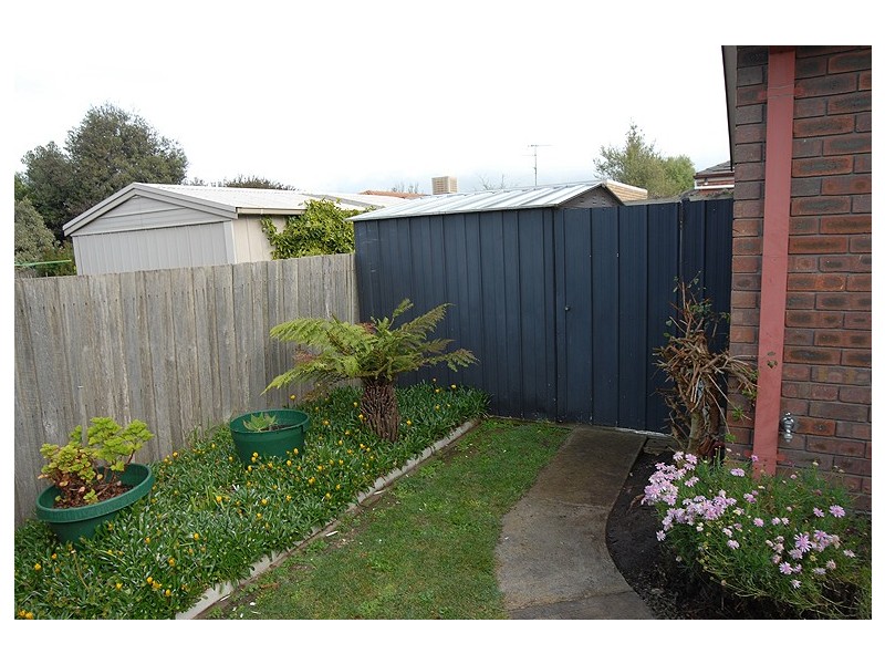 2/9 Horsham Crescent, Alfredton VIC 3350