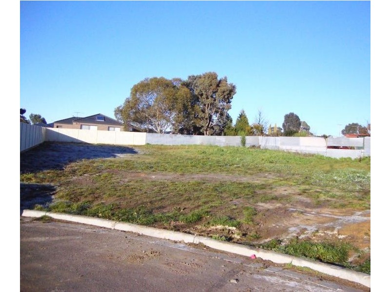 5 Eastview Court, Sebastopol VIC 3356