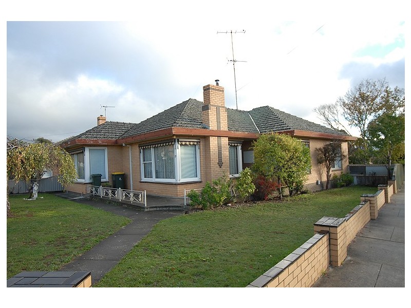 19 Lane Street, Brown Hill VIC 3350