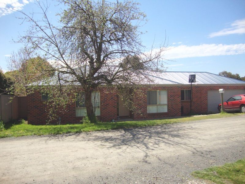 2 Bartley Avenue, Ballarat VIC 3350