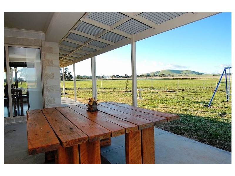 84 Burrumbeet Road, Burrumbeet VIC 3352