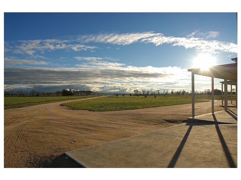 84 Burrumbeet Road, Burrumbeet VIC 3352