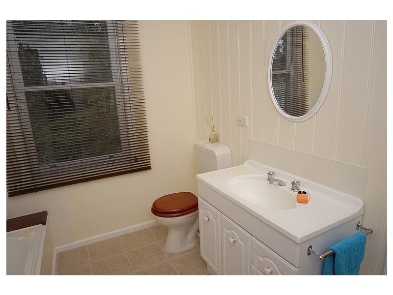 50 Corio Dam Road, Scarsdale VIC 3351