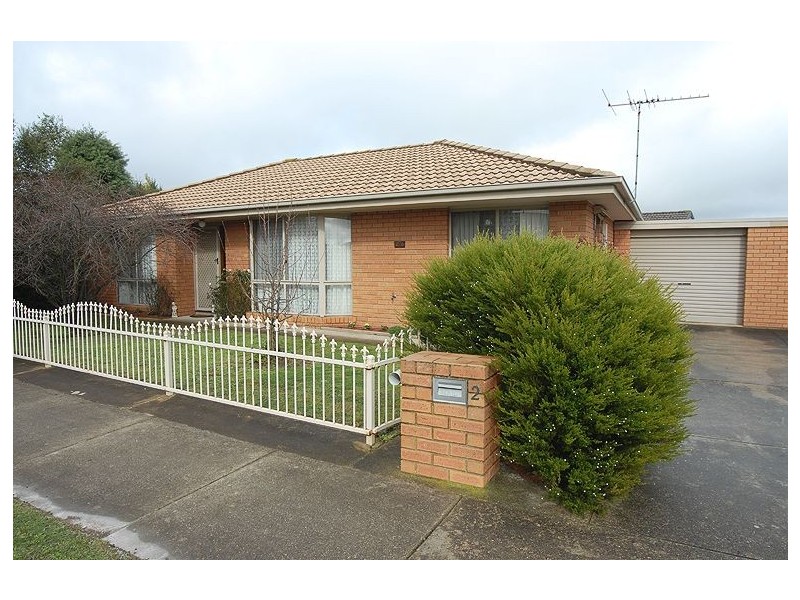 2/6 Webster Drive, Delacombe VIC 3356