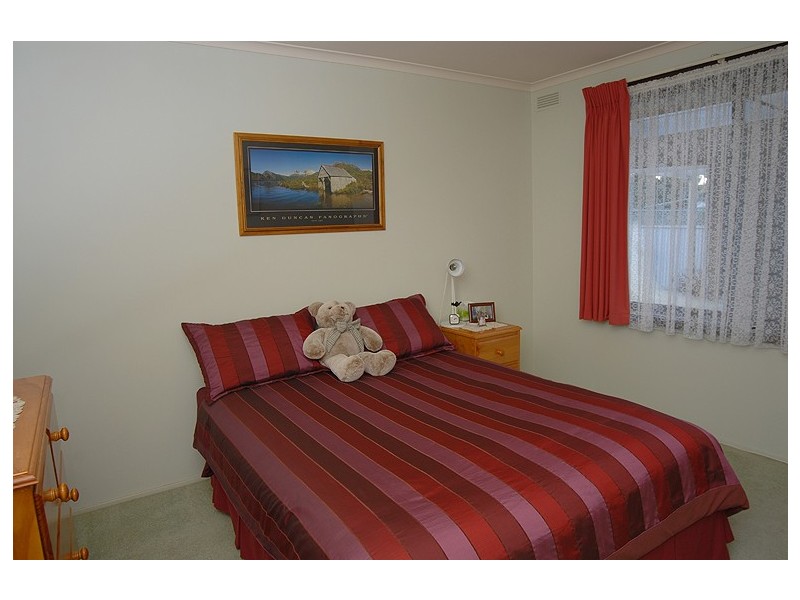 19 Molbray Street, Wendouree VIC 3355