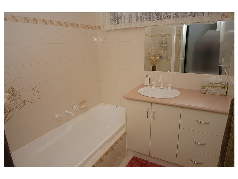 19 Molbray Street, Wendouree VIC 3355