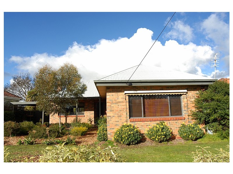 323 Albert Street, Sebastopol VIC 3356