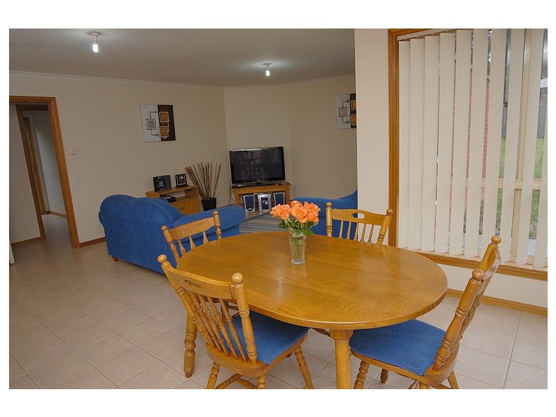 2 Mayfair Court, Mount Helen VIC 3350