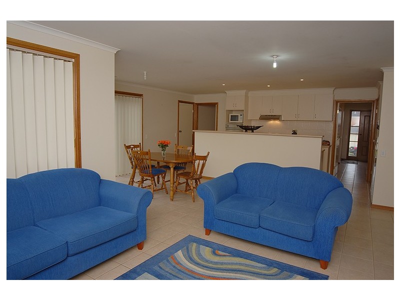 2 Mayfair Court, Mount Helen VIC 3350