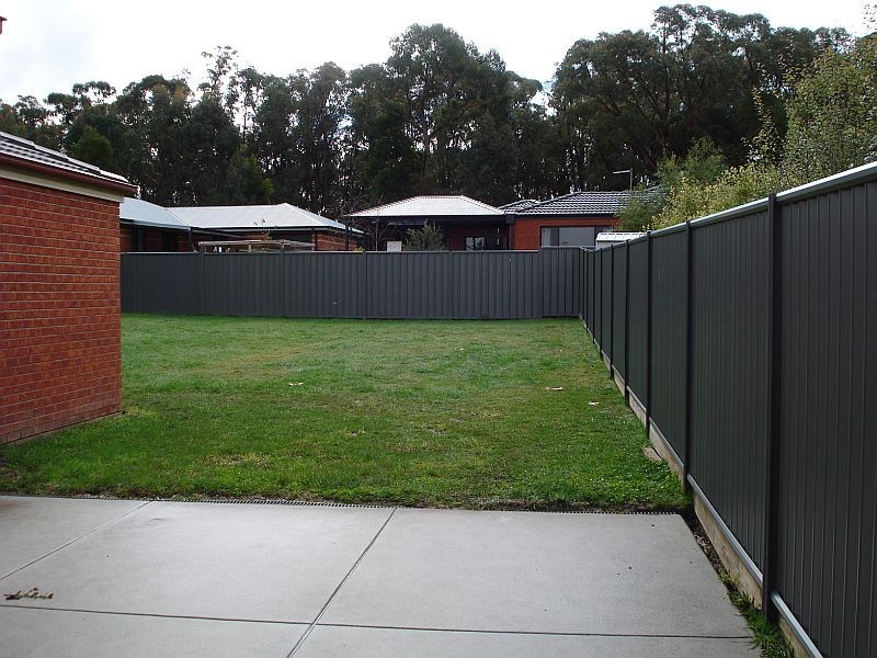 2 Mayfair Court, Mount Helen VIC 3350