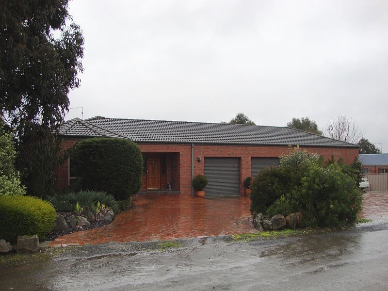 4 Bartley Avenue, Ballarat VIC 3350
