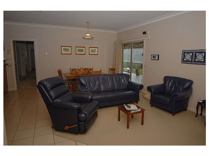 4 Bartley Avenue, Ballarat VIC 3350