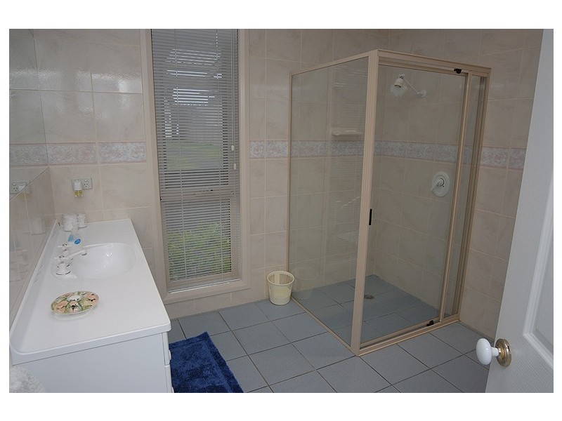 4 Bartley Avenue, Ballarat VIC 3350