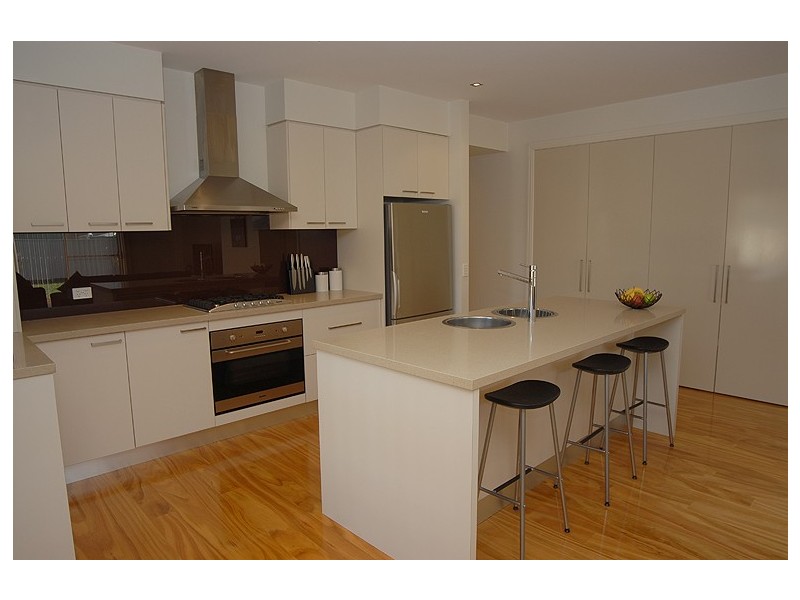 18 Howe Street, Miners Rest VIC 3352