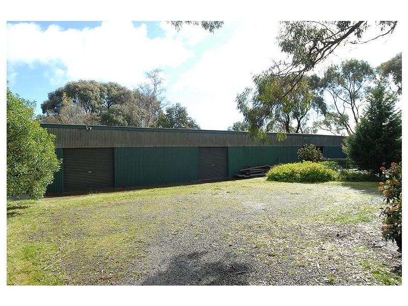 63 Pistol Club Road, Mount Rowan VIC 3352