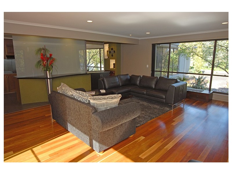 63 Pistol Club Road, Mount Rowan VIC 3352