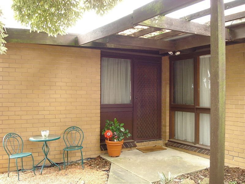 2/104 Moola Street, Ballarat North VIC 3350