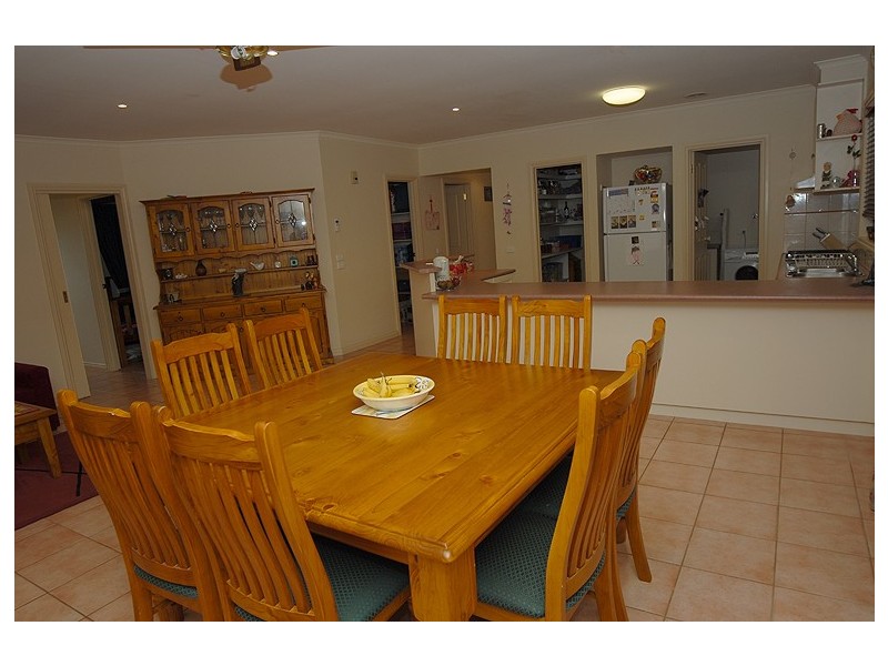 9 Milford Court, Invermay Park VIC 3350