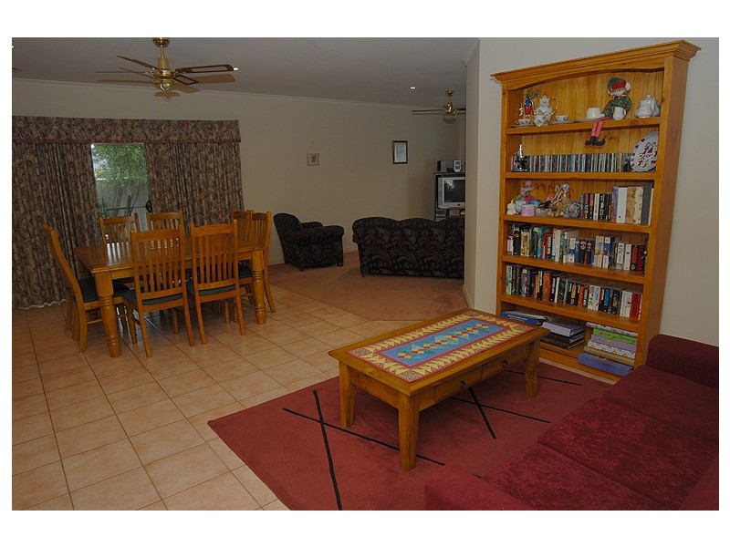 9 Milford Court, Invermay Park VIC 3350