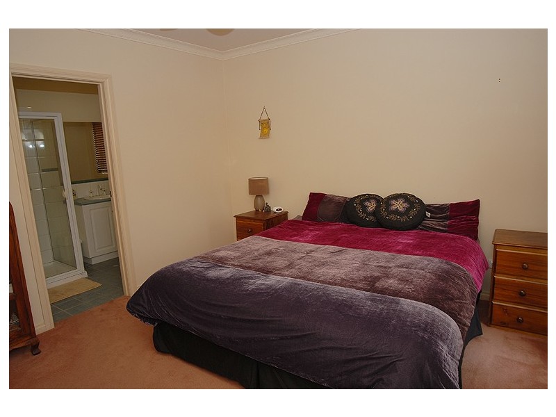 9 Milford Court, Invermay Park VIC 3350