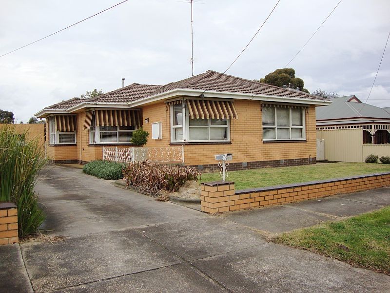 29 Yarrowee Street, Sebastopol VIC 3356