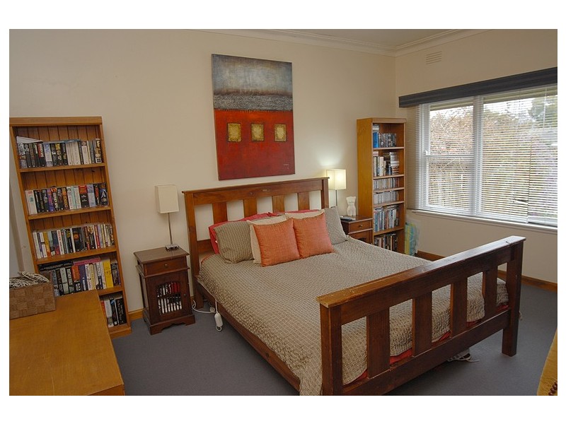 14 Ainley Street, Brown Hill VIC 3350