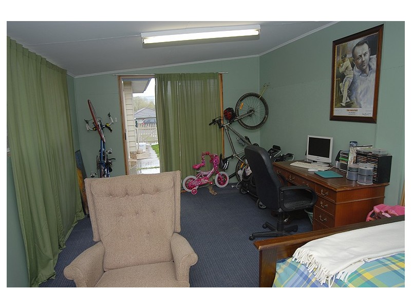 14 Ainley Street, Brown Hill VIC 3350