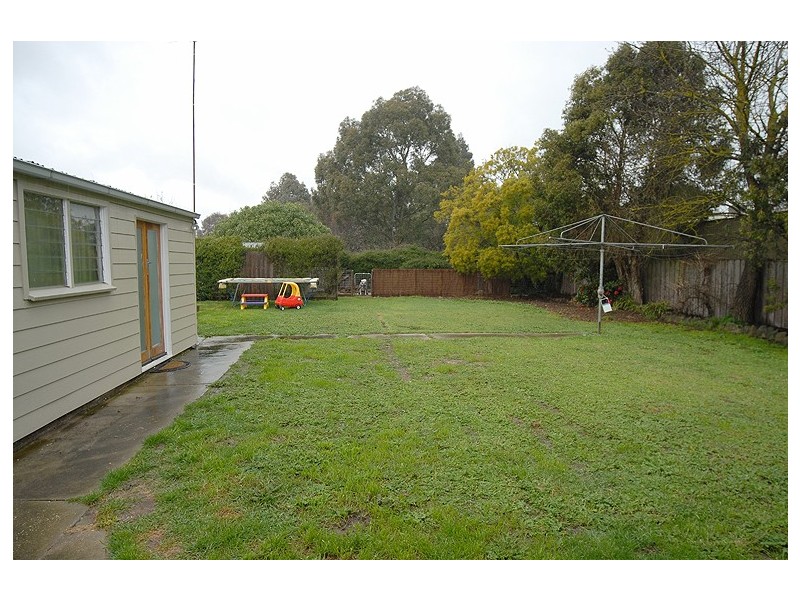 14 Ainley Street, Brown Hill VIC 3350