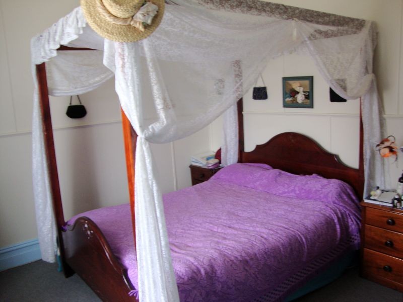 768 Carngnham-Linton Road, Snake Valley VIC 3351