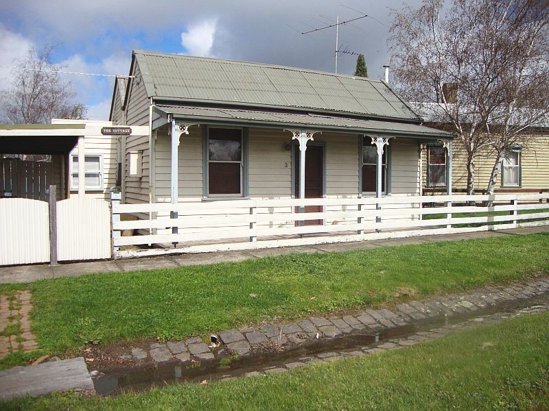 3 Latrobe Street, Ballarat VIC 3350