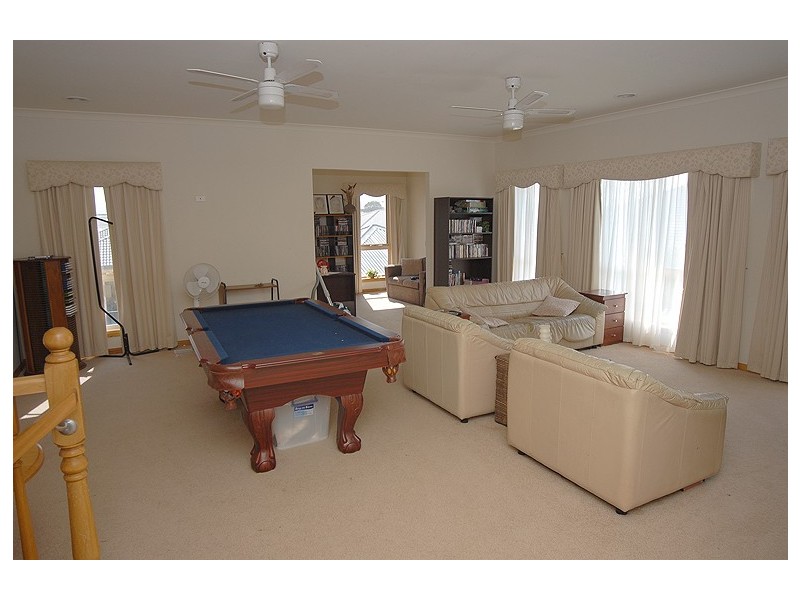 9 Chilton Close, Delacombe VIC 3356