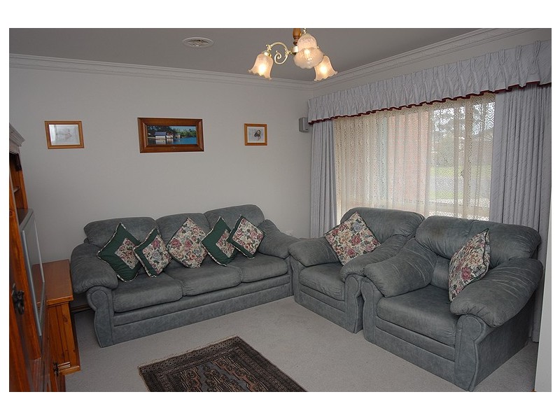 16 Parkside Road, Delacombe VIC 3356