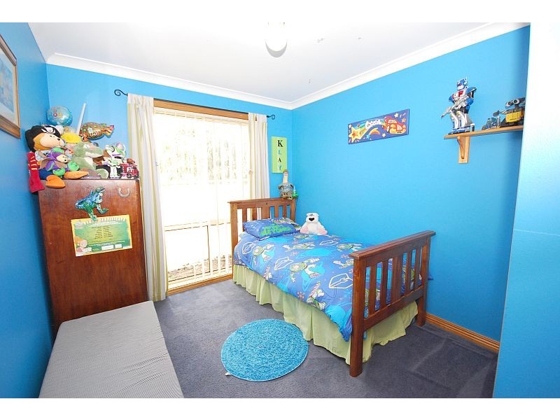 7 James Drive, Delacombe VIC 3356