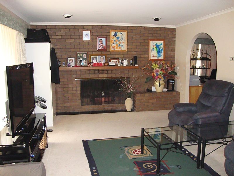 84 Grandview Grove, Wendouree VIC 3355