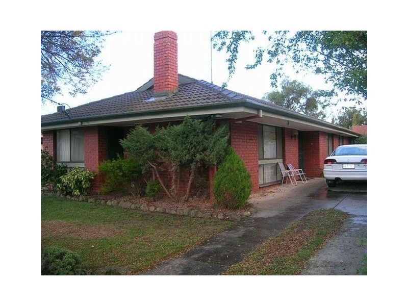 84 Grandview Grove, Wendouree VIC 3355