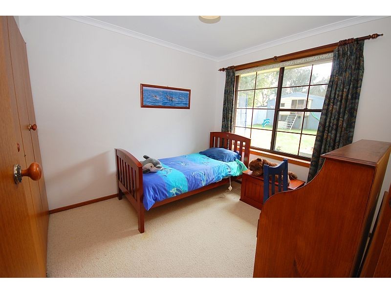 24 Kennedys Road, Smythes Creek VIC 3351