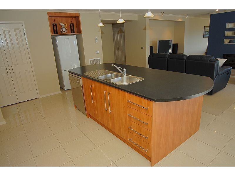 51 Belltower Avenue, Alfredton VIC 3350