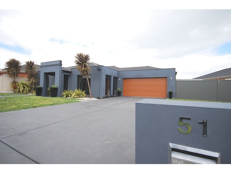 51 Belltower Avenue, Alfredton VIC 3350