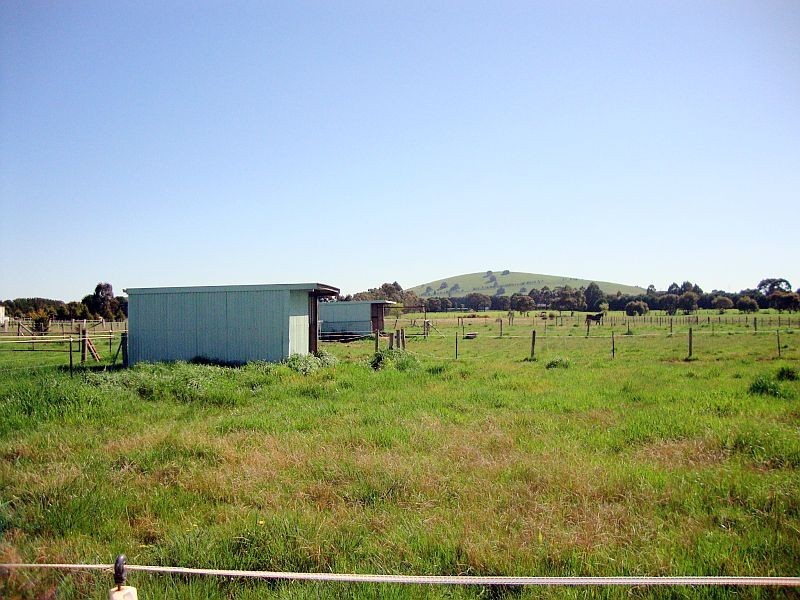 81 Sharpes Road, Miners Rest VIC 3352