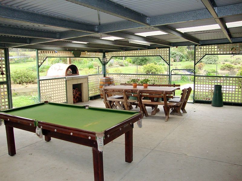 52 Crystal Court, Ross Creek VIC 3351