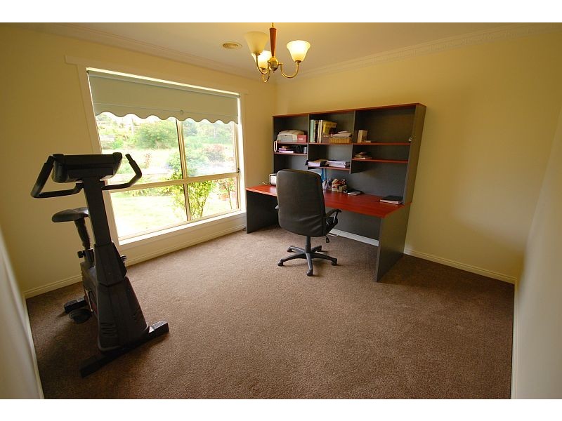 52 Crystal Court, Ross Creek VIC 3351