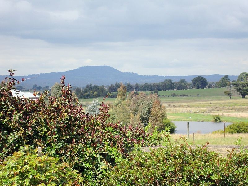 52 Crystal Court, Ross Creek VIC 3351