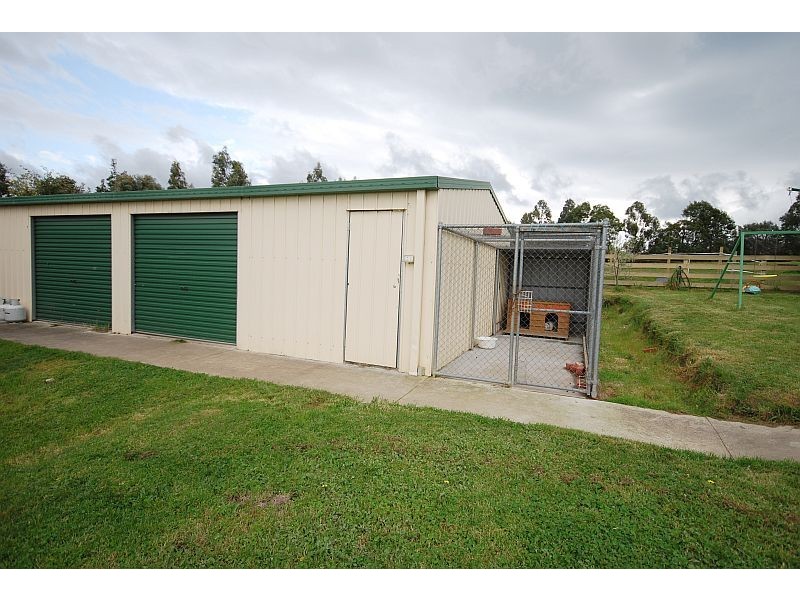 52 Crystal Court, Ross Creek VIC 3351