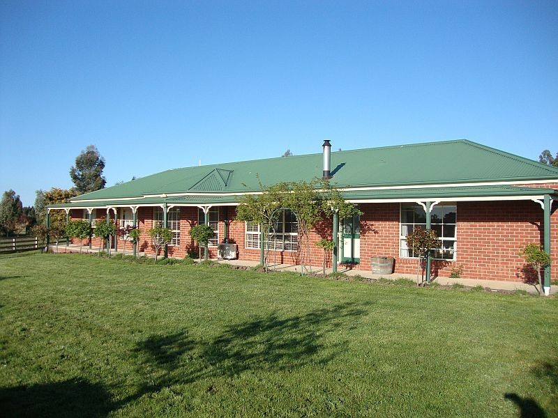 52 Crystal Court, Ross Creek VIC 3351