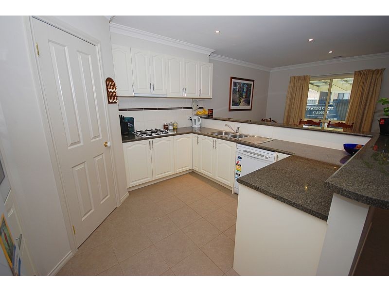 128 Alfredton Drive, Alfredton VIC 3350