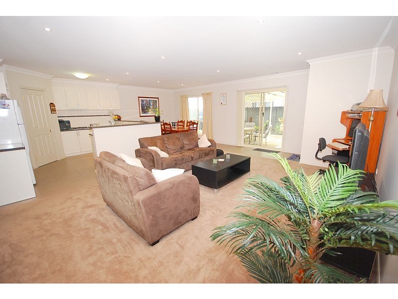 128 Alfredton Drive, Alfredton VIC 3350