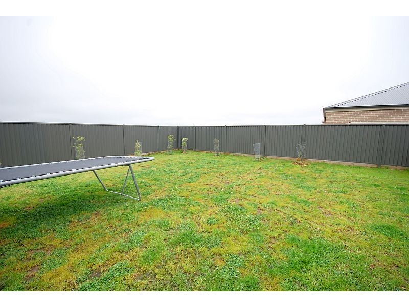 128 Alfredton Drive, Alfredton VIC 3350