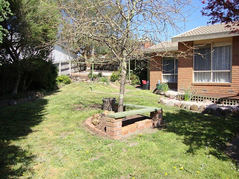 3 Canadian Gully Court, Mount Clear VIC 3350