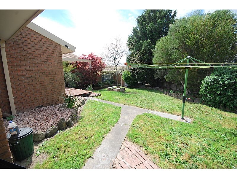 3 Canadian Gully Court, Mount Clear VIC 3350